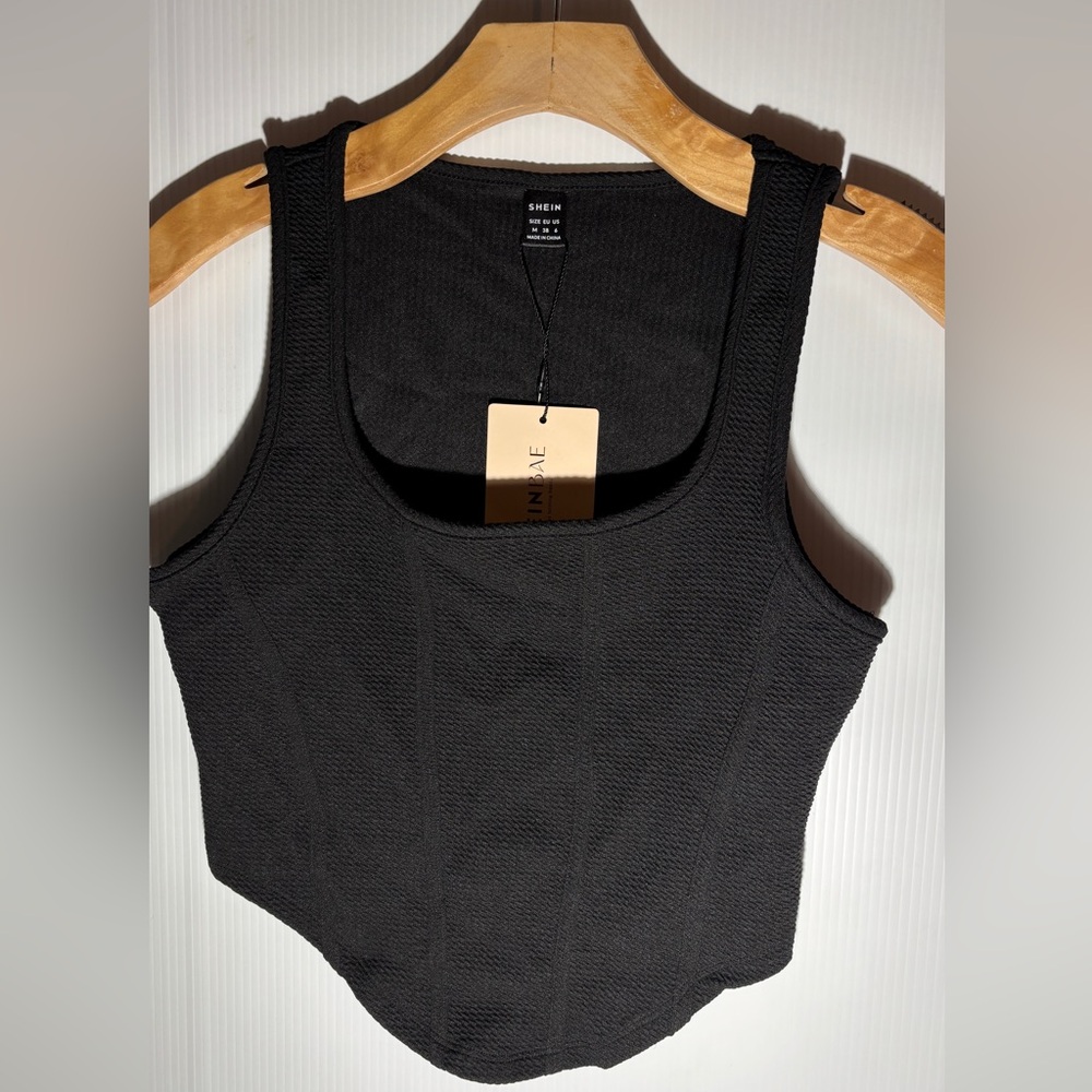 SHEIN Black Textured Tank Top